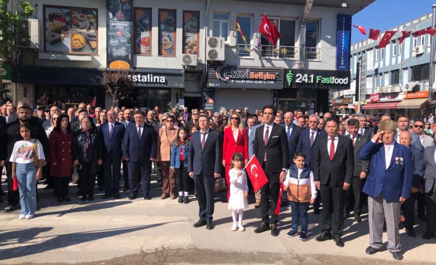 Ulusal Egemenlik ve Çocuk Bayramı Keşan'da törenlerle kutlandı