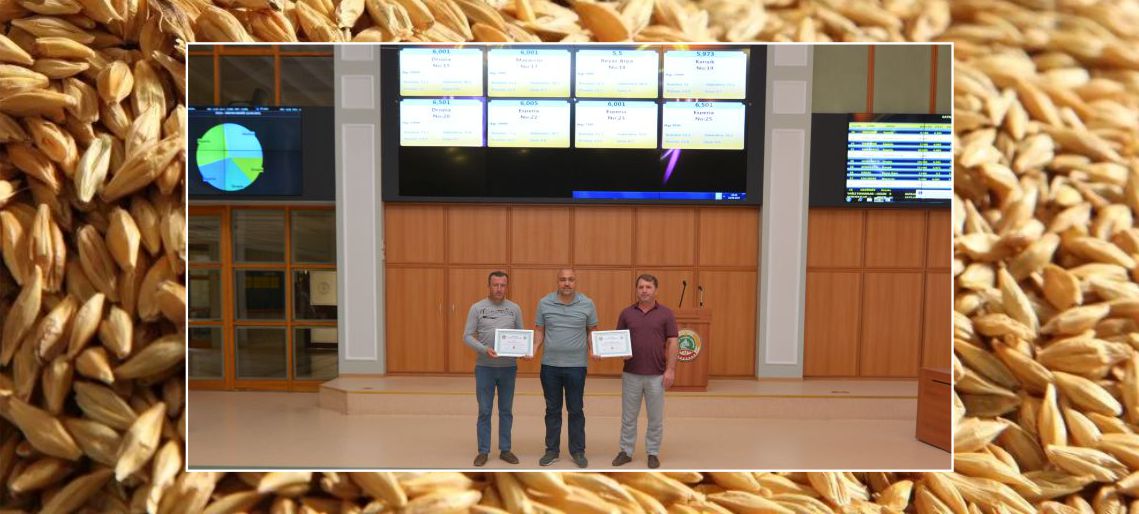 Edirne’de ilk arpa ürünü borsaya getirildi