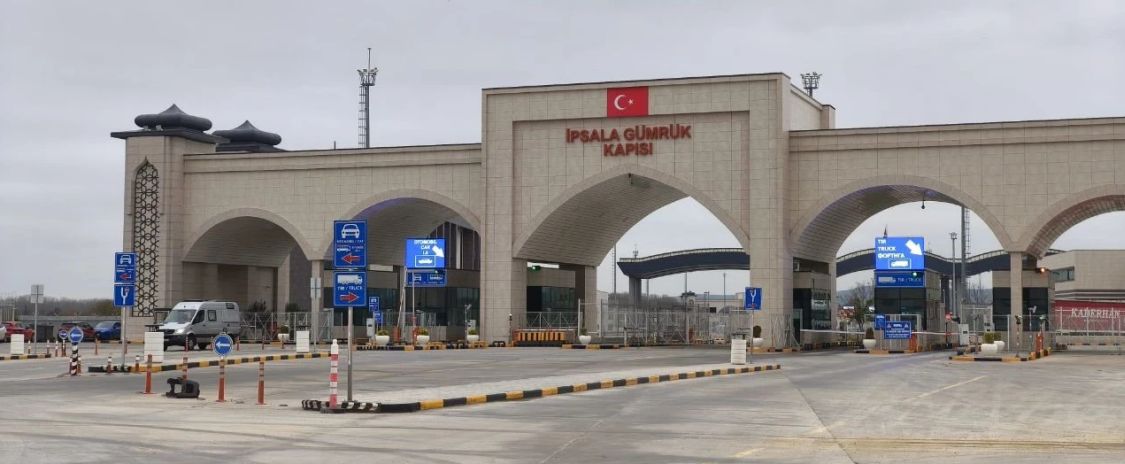 Uyuşturucu trafiğinde çeteye bilgi sızdıran gümrük görevlilerine operasyon!