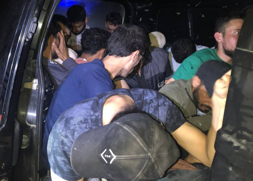 Edirne’de 22 Suriyeli kaçak yakalandı