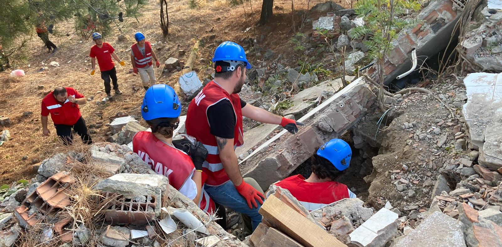 KEDAK, deprem arama kurtarma tatbikatı yaptı
