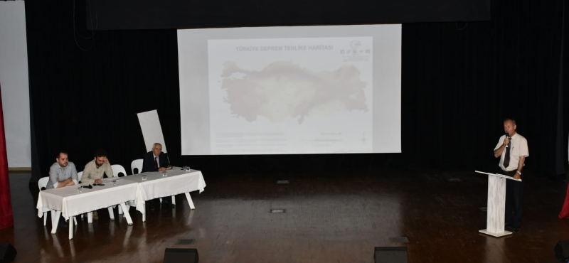 Malkara’da deprem öncesi hazırlık bilgilendirme toplantısı yapıldı