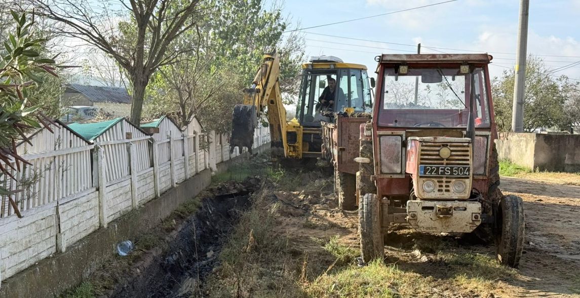 Mecidiye Köyü içinde bulunan derelerde temizlik çalışması başlatıldı