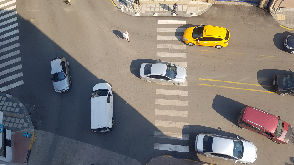 Tam ‘kontrolsüz kavşak’!