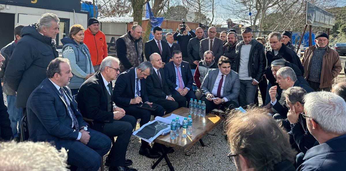 Vali Sezer, Saros sahillerinde incelemelerde bulundu